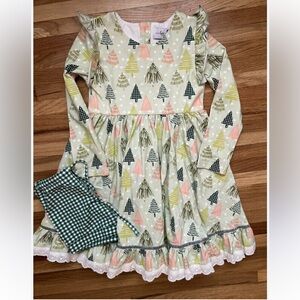 Love & Grow two piece Christmas set 🎄